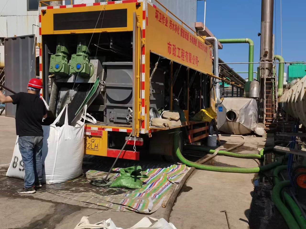 孟连淤泥压干处理