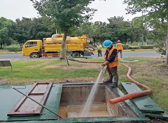 孟连化油池清理
